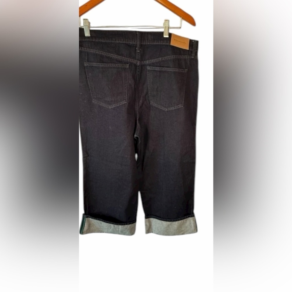 BCBG Max Azria Dark Rinse Wide Leg Cuffed Jeans Size 32
